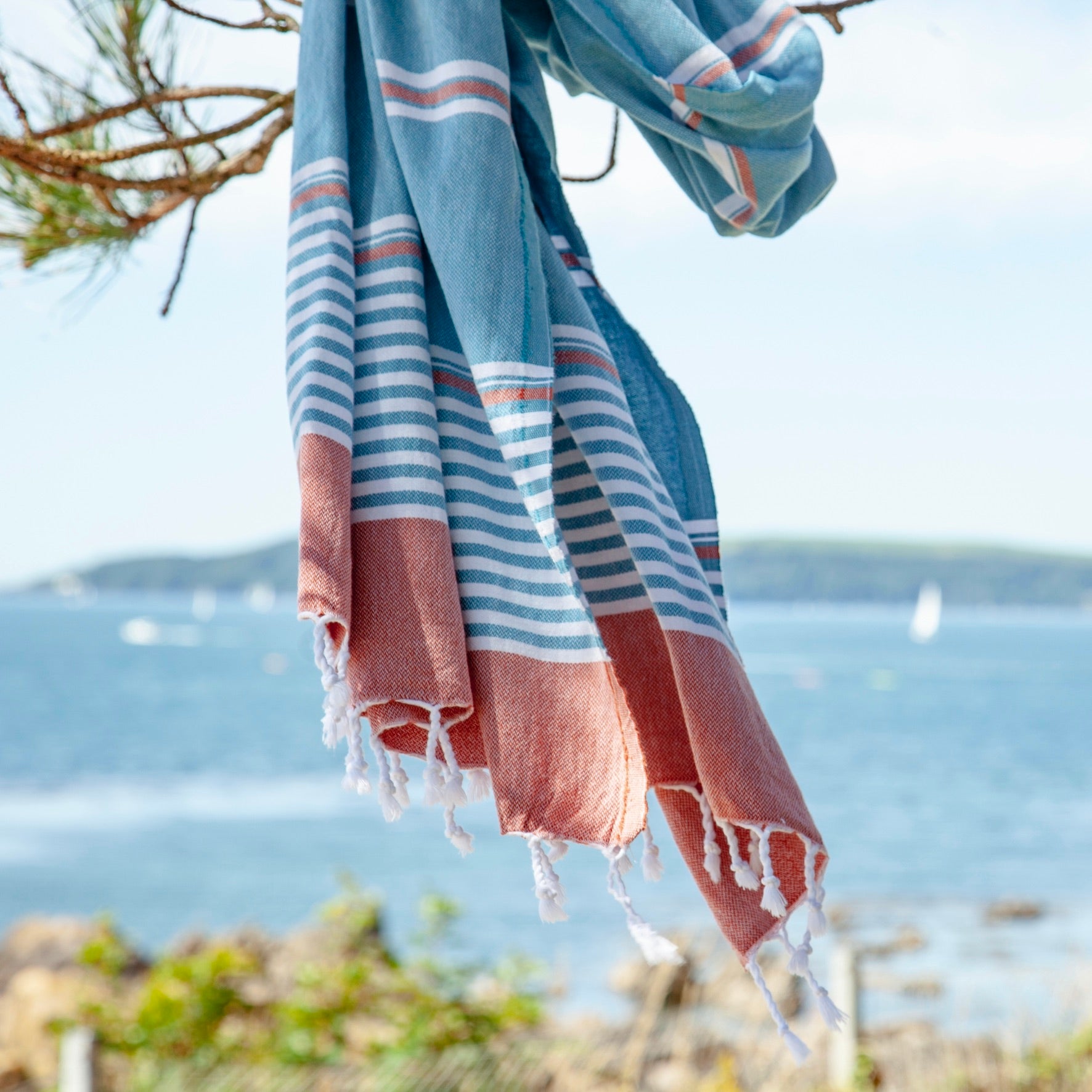 Monaco Turquoise & Salmon Pink