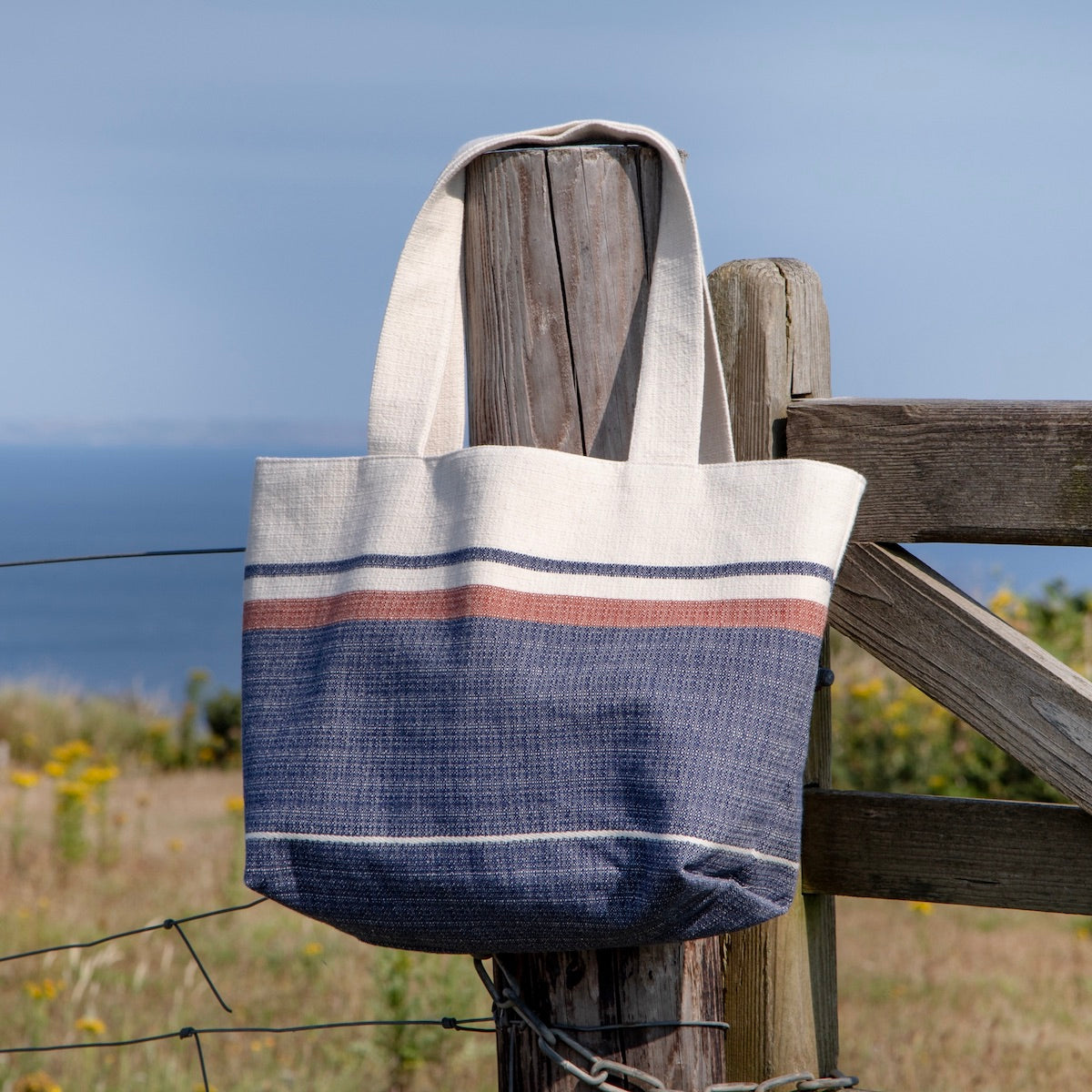 Maavi Corsica Tote Bag • Navy